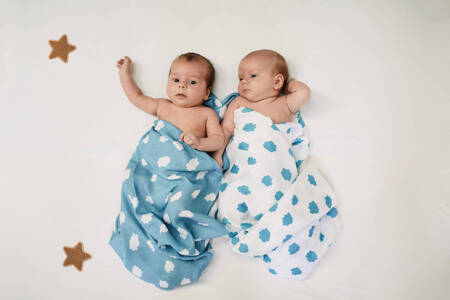 4-pack of muslin swaddle SKY&WATER