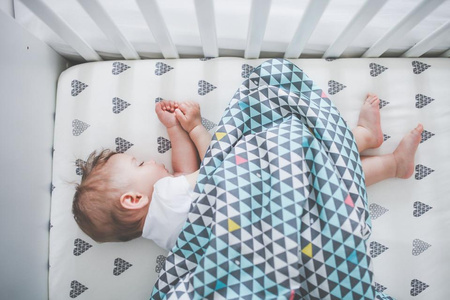 Velvet blanket TRIANGLES